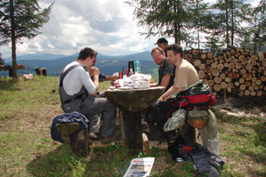 Posedenie po dobre vykonanej práci